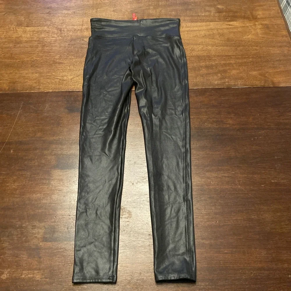 SPANX Leggings Women's Size M Faux Leather‎ Moto in Black